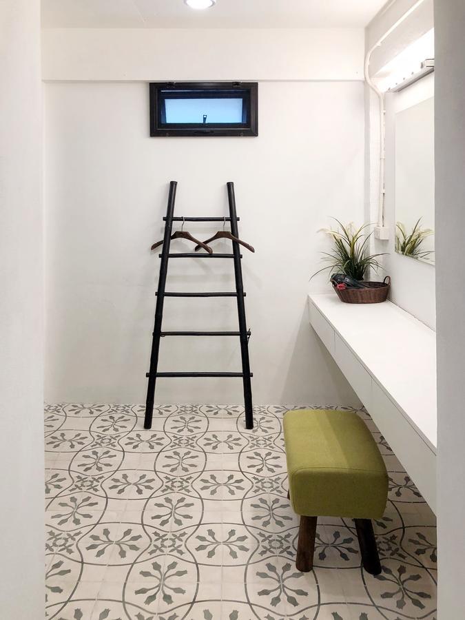 Moon House Hostel Bangkok Esterno foto